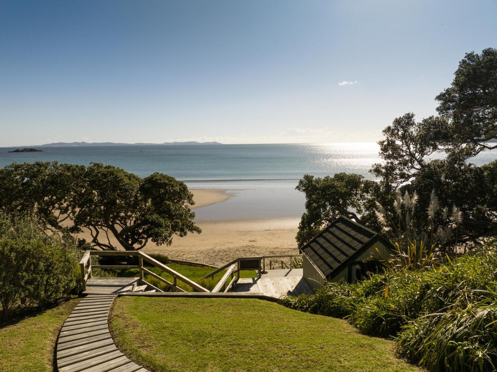 Sunlit Bay Villas Coopers Beach Exteriör bild